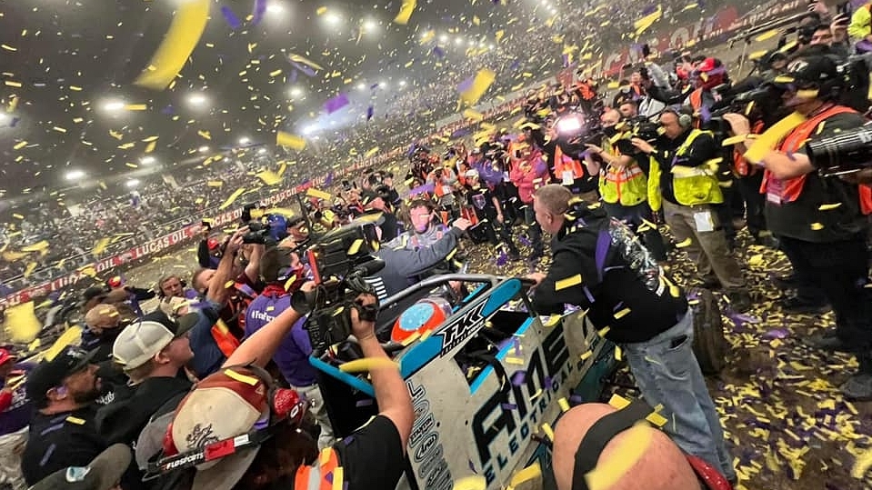 THORSON'S CHILI BOWL Speedway Illustrated News