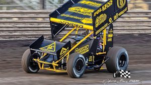 KALEB JOHNSON GRABS EARLY LEAD AT KNOXVILLE