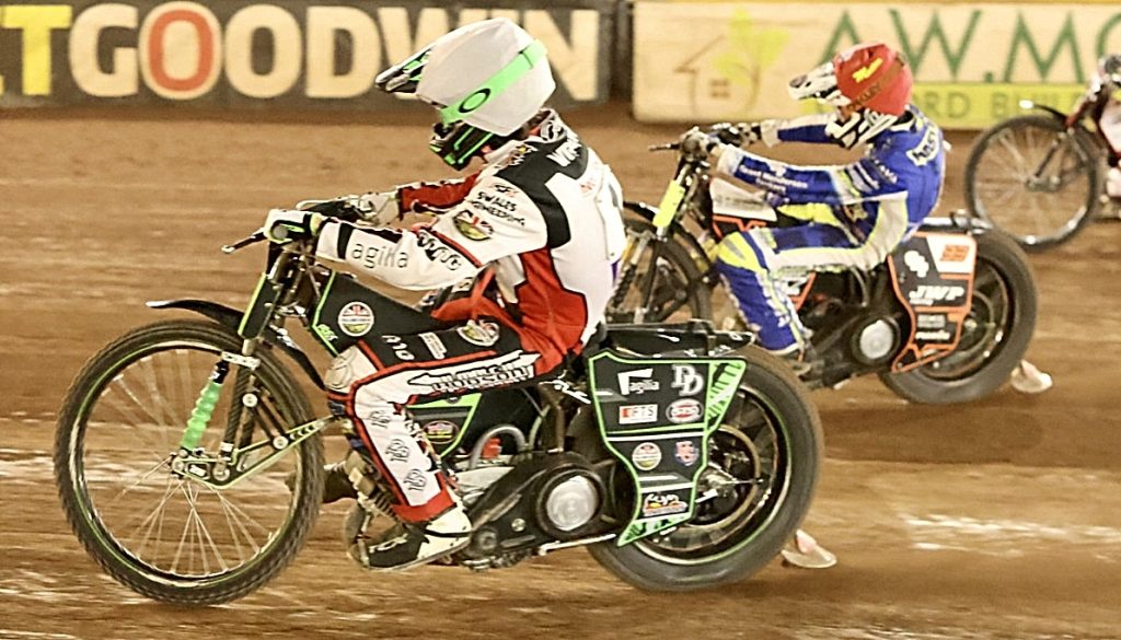 action25_oxf_red8_SEjpg