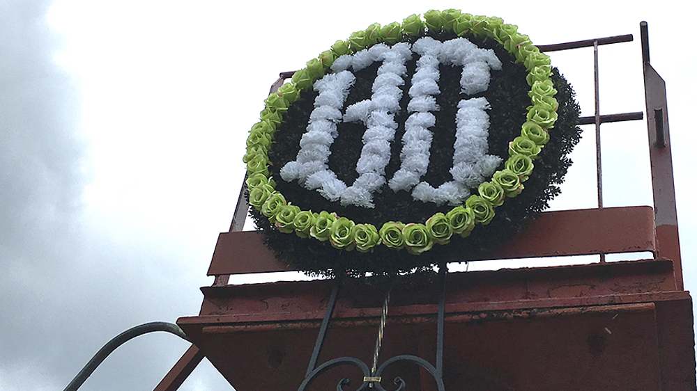 08-24-BCForever-Flowers-Flagstand