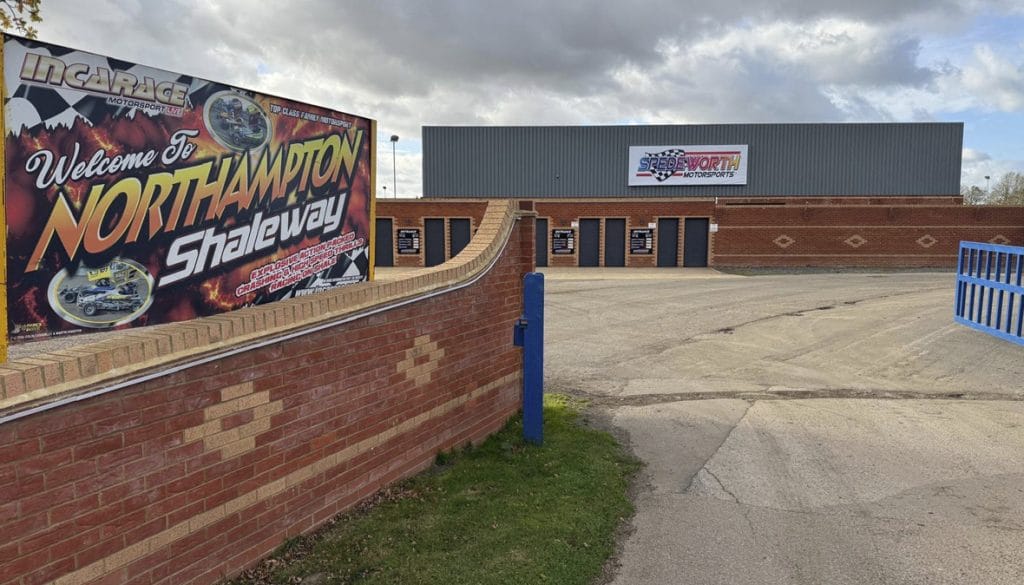 CROP northampton_stadium26_1