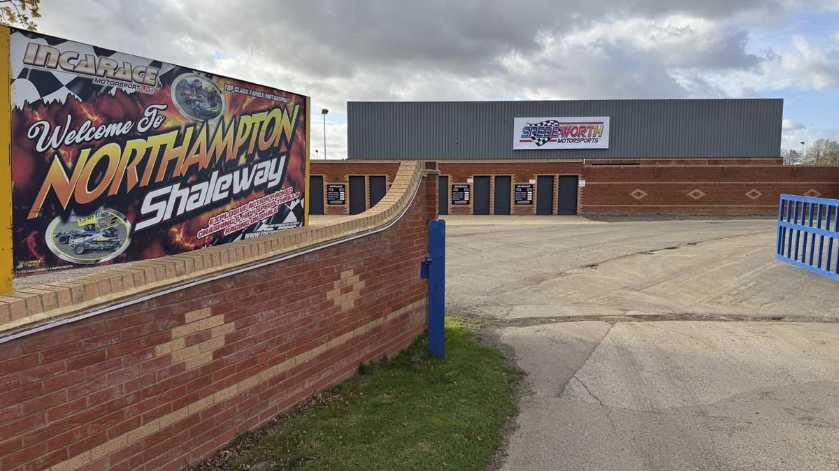 CROP northampton_stadium26_1