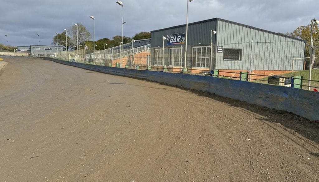 CROP northampton_stadium26_3