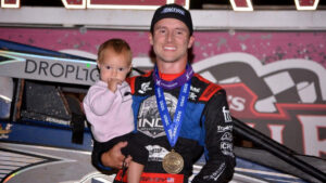 SEAVEY BREAKS DROUGHT WITH CLOSEST USAC SPRINT WIN OF ’26 AT LERNERVILLE